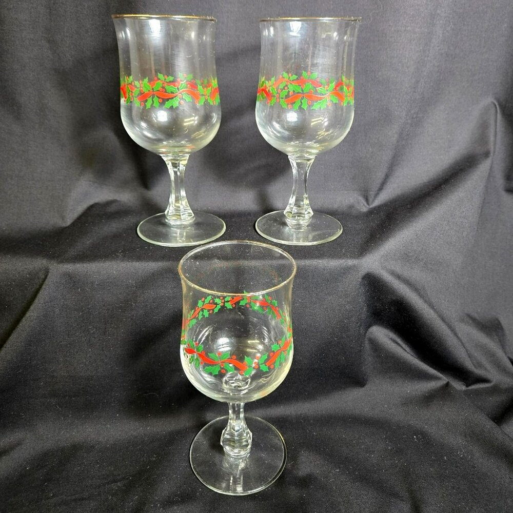 Vtg Set (3) Libbey Holly Berry Water Goblets Multisided Stem Gold Rim Glasses